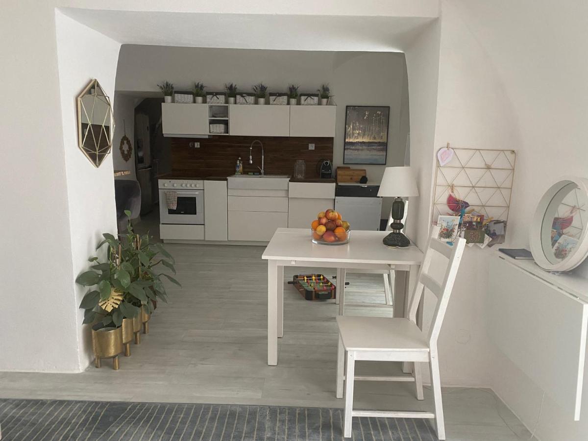 Apartman Fabrik ไฮน์บวร์ก อัน แดร์โดเนา ภายนอก รูปภาพ